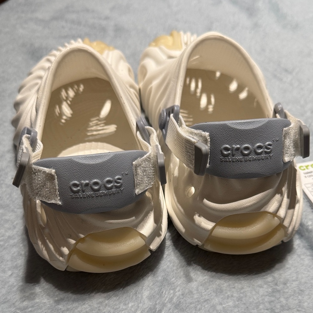 CROCS White and Cream Women's Slippers - Picture 4 of 5